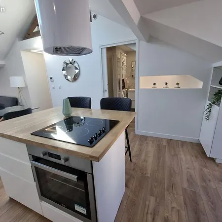 Luminous And Elegant 3br In Hyper Centre * ポー