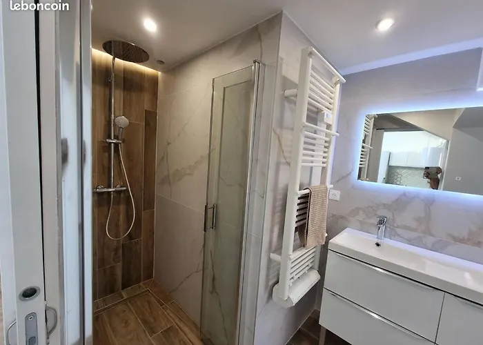 アパート Luminous And Elegant 3br In Hyper Centre ポー