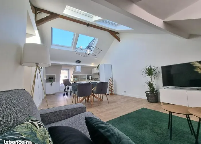 Luminous And Elegant 3br In Hyper Centre * ポー